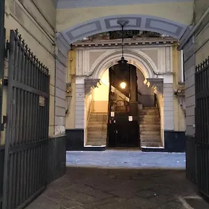 Homestay L'arnia, Naples