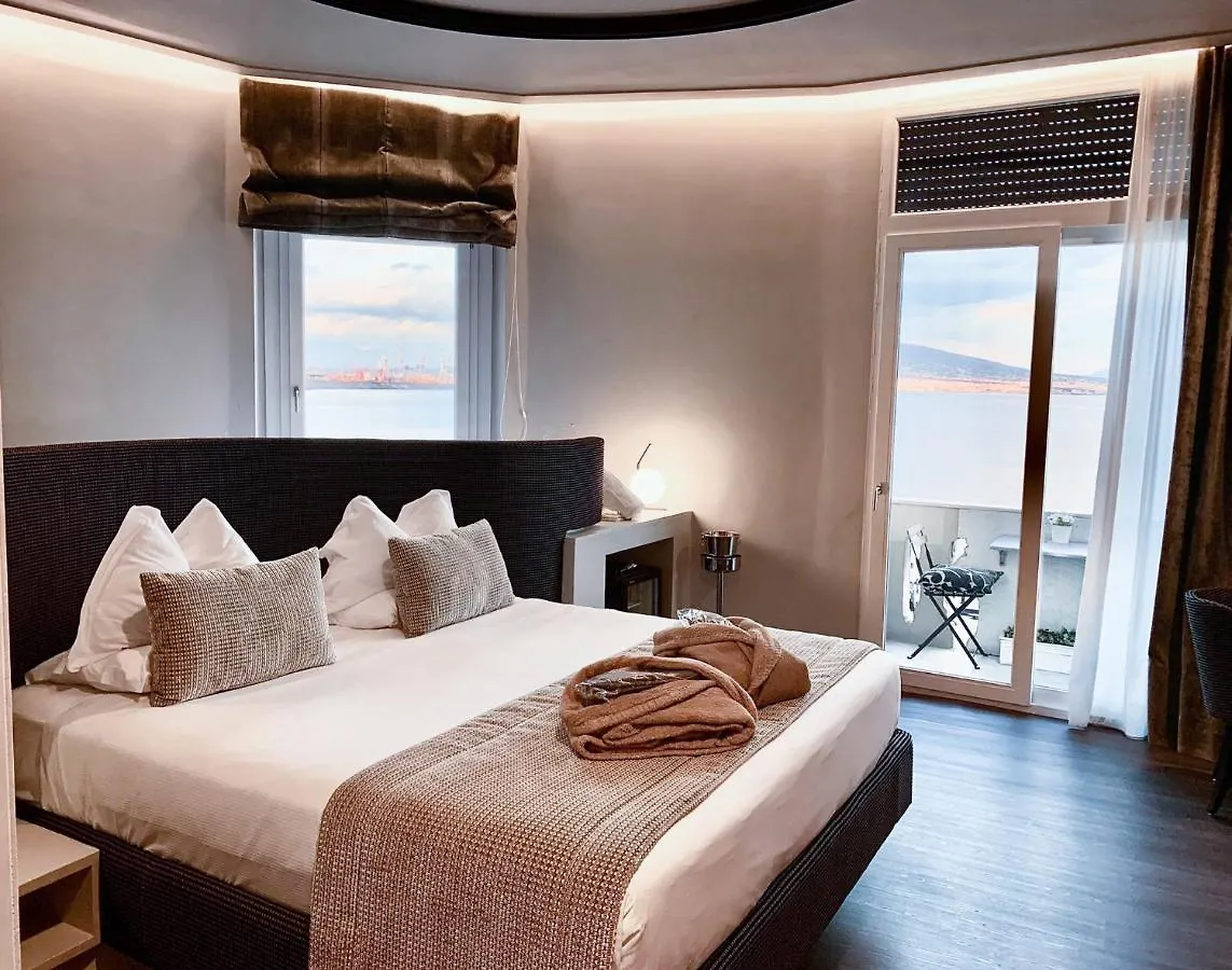Relais Sul Mare Boutique Hotel Неаполь Италия